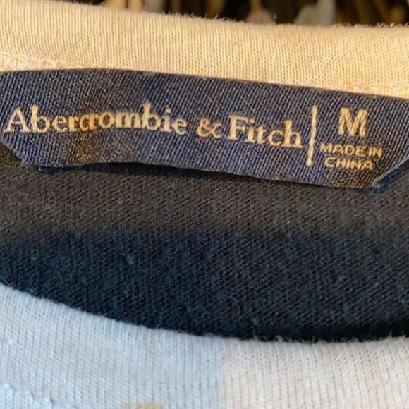 Worn a bit, too small now. - Picture 2 of 4